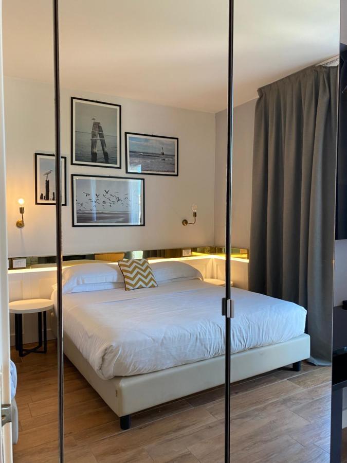 Residence Ten Suite Ріміні Екстер'єр фото