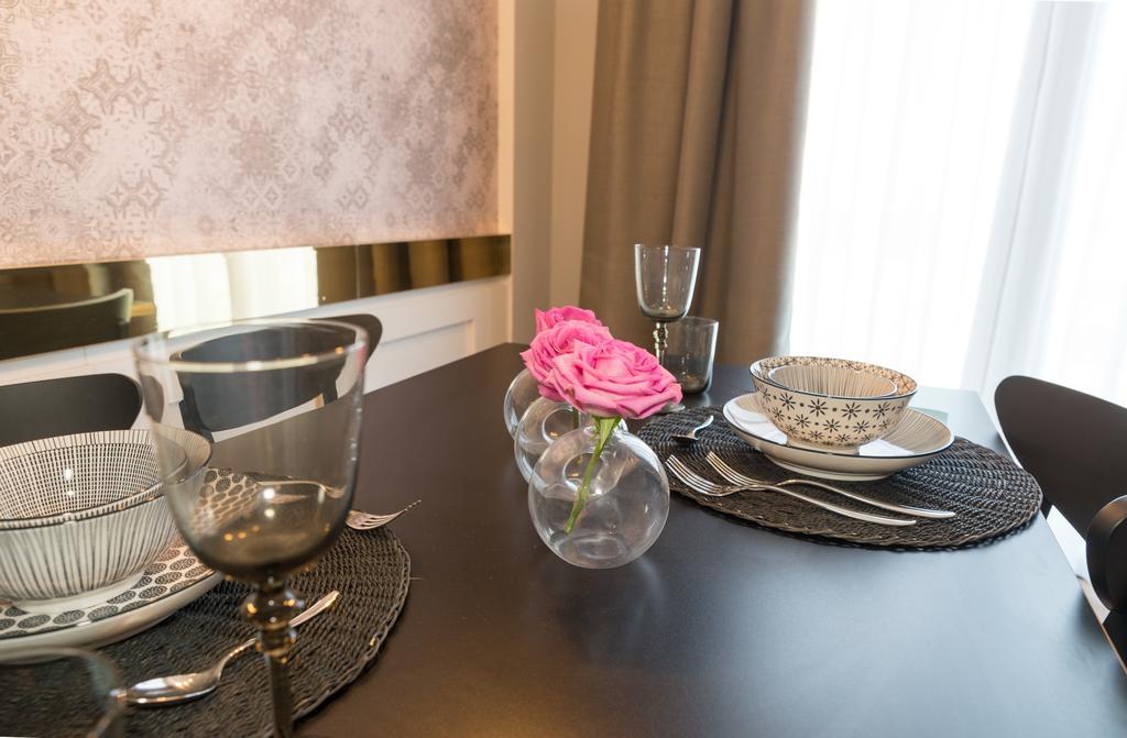 Residence Ten Suite Ріміні Екстер'єр фото